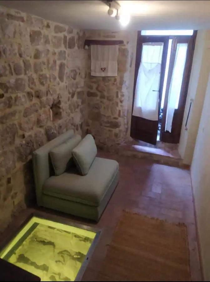 Casa Contadina In Borgo Medievale, Tuscany Monteguidi Экстерьер фото